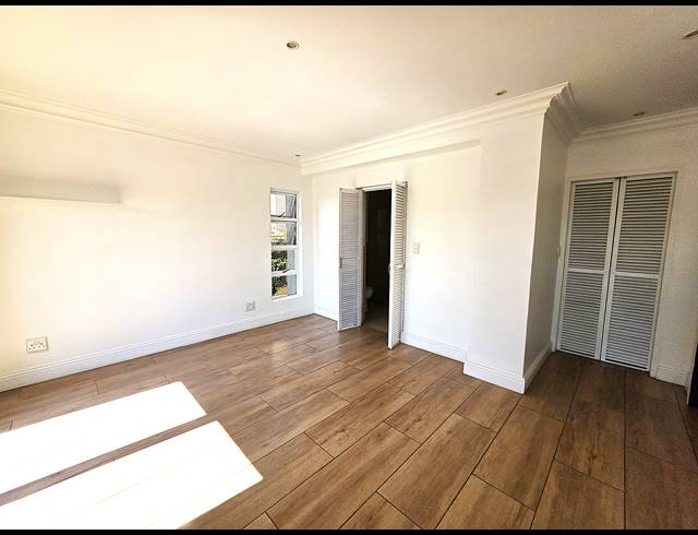 5 BEDROOM GOLF ESTATE FOR SALE IN BLUE VALLEY GOLF ESTATE